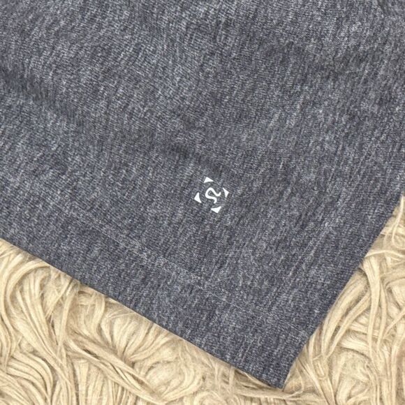 Lululemon T.H.E. Short *Luxtreme Liner 9" size medium - Picture 5 of 5